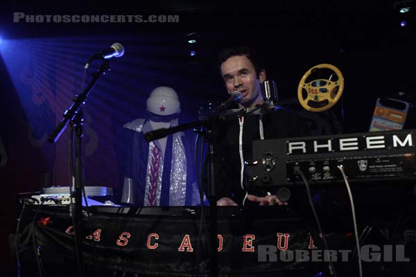 CASCADEUR - 2008-02-05 - PARIS - Glaz Art - 